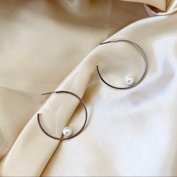 Pearl Hoops Hoop Earrings - Picture 5 of 8